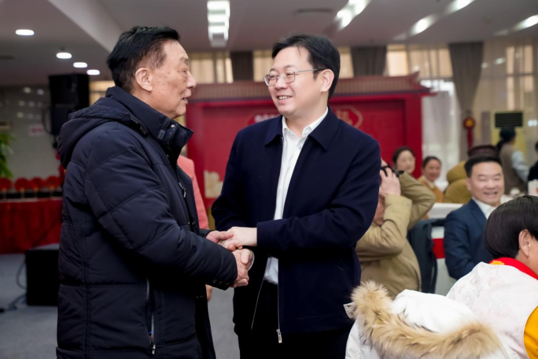 雨花区举办2026年离退休干部迎春活动